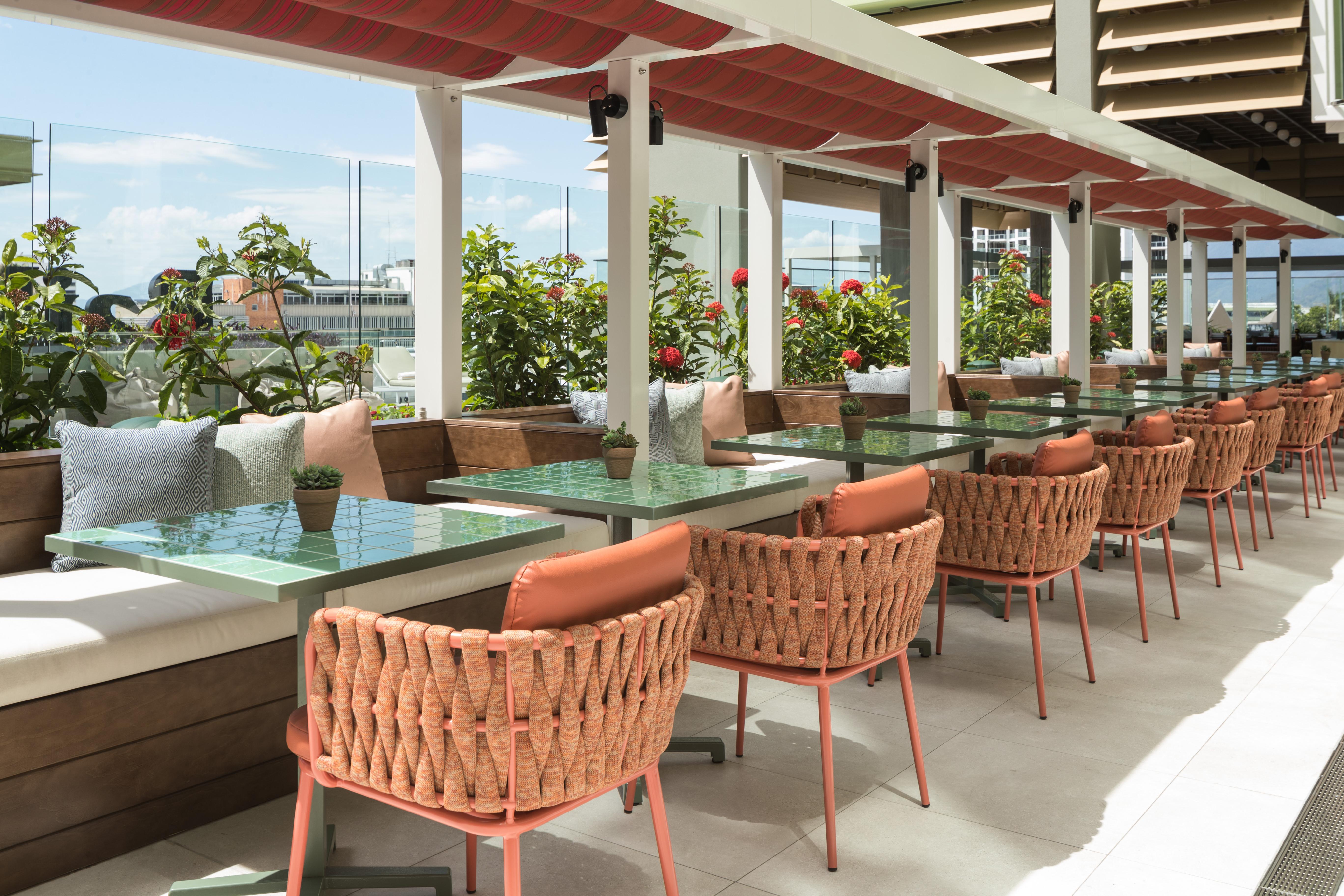 Hotel Crystalbrook Bailey Cairns Zewnętrze zdjęcie The rooftop bar